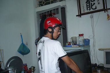 Sinh viên “lên dây cót” cho World Cup