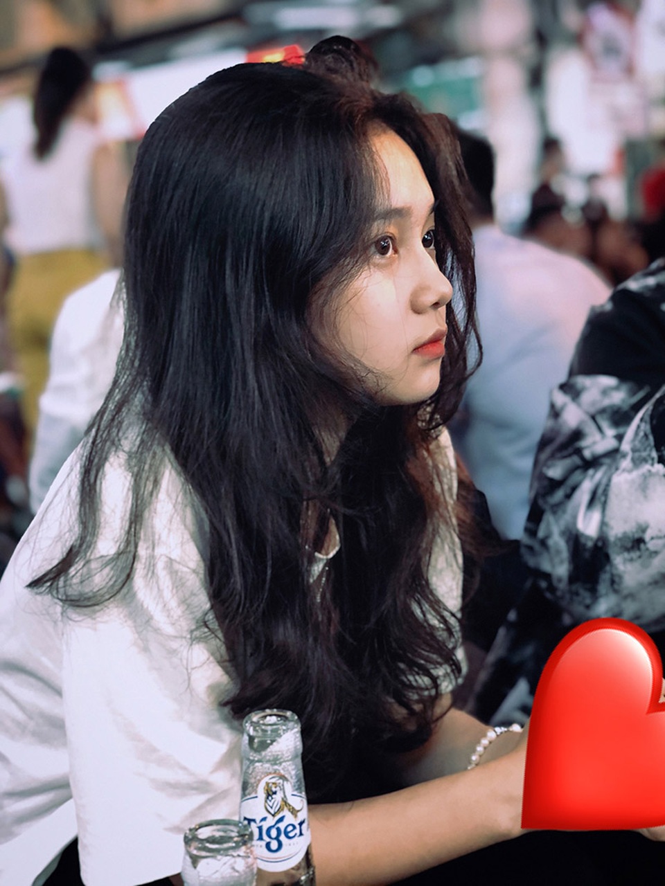 Nữ sinh 10X bất ngờ nổi tiếng nhờ một bức ảnh cũ - 4 Nữ sinh 10X bất ngờ nổi tiếng nhờ một bức ảnh cũ - 4