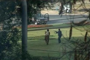 Tiết lộ đoạn băng các tay súng trốn khỏi hiện trường