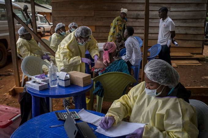 Dịch Ebola xuất hiện trở lại ở Congo sau gần nửa năm.