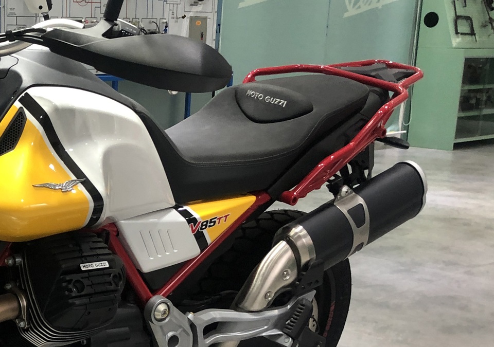 Hé lộ hai mẫu Aprilia và Moto Guzzi chính hãng đầu tiên tại Việt Nam - 15 Hé lộ hai mẫu Aprilia và Moto Guzzi chính hãng đầu tiên tại Việt Nam - 15
