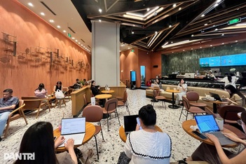 Nghe nhạc ở quán cà phê, không chỉ là chuyện tiền bản quyền