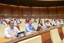 Quốc hội chốt mức hưởng bảo hiểm thất nghiệp bằng 60% tiền lương bình quân