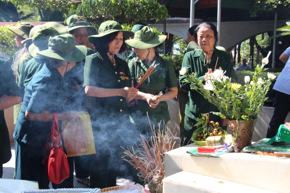 Hà Tĩnh: Xúc động ngày “gặp lại” đồng đội - 1 Hà Tĩnh: Xúc động ngày “gặp lại” đồng đội - 1