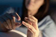 Phát hiện chồng ngoại tình nhờ một sơ hở trong thay đổi thói quen