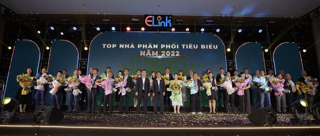 Hội nghị khách hàng Elink 2022 với chủ đề New light - New life - 3 Hội nghị khách hàng Elink 2022 với chủ đề New light - New life - 3
