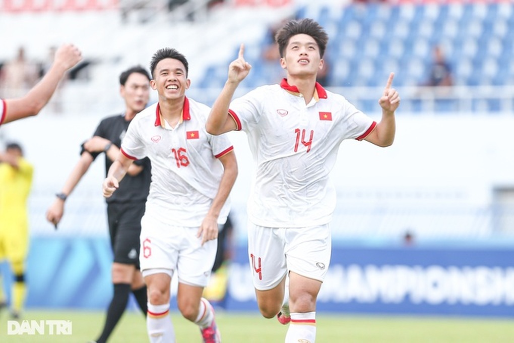 Báo Indonesia chú ý đặc biệt tới ba ngôi sao U23 Việt Nam - 2 Báo Indonesia chú ý đặc biệt tới ba ngôi sao U23 Việt Nam - 2