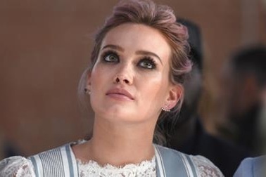 Khi “sao” cố chấp muốn “nổi” dù bị công chúng quay lưng