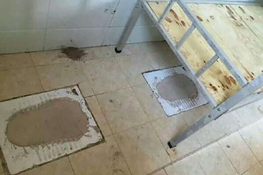 Trung Quốc: Quá tải, nhà xí thành phòng ký túc xá