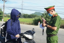 Nghệ An bố trí làm việc luân phiên, cấp giấy đi đường cho cán bộ