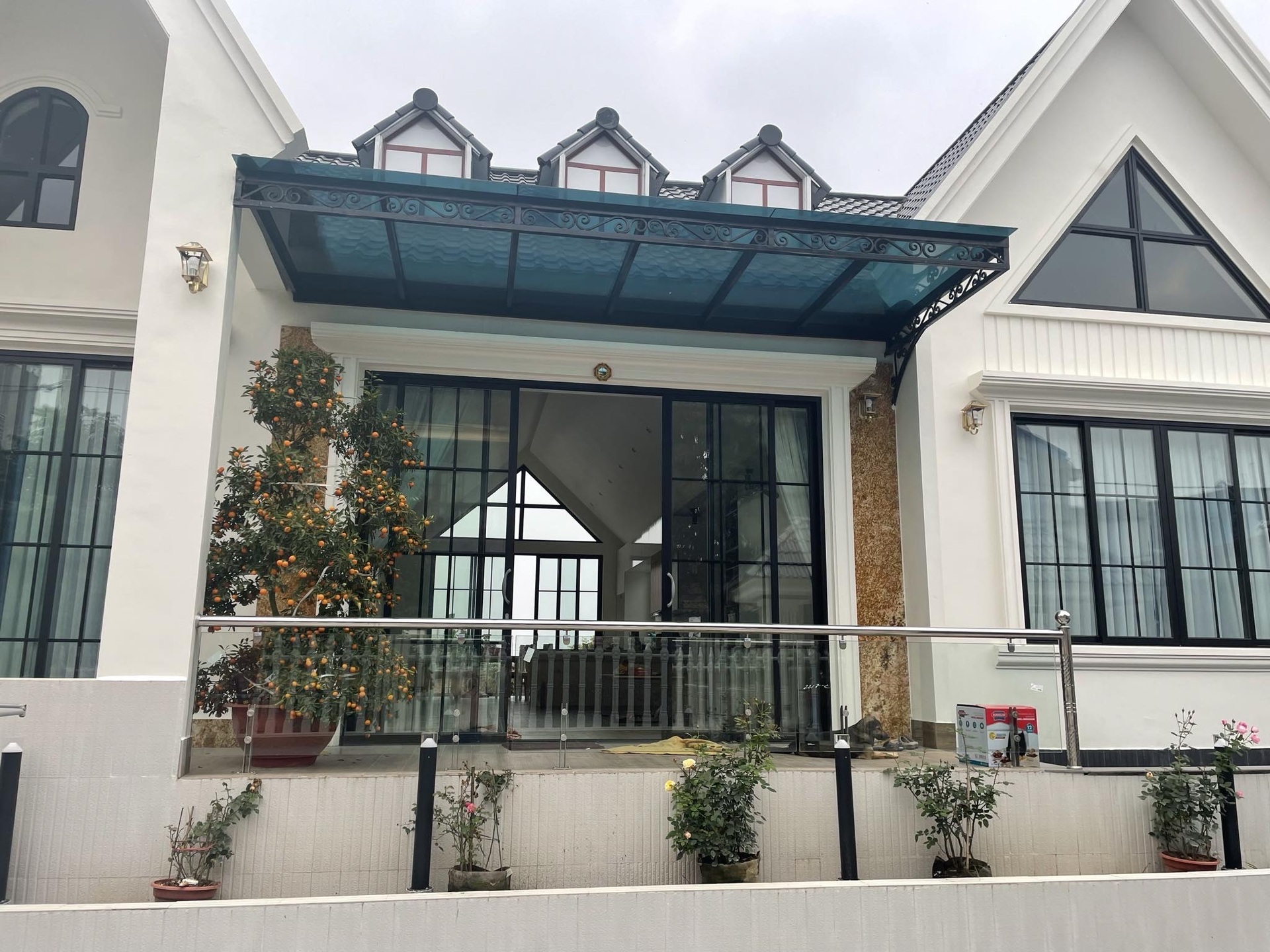 Từ cảnh lợn ăn gì mình ăn nấy, nay cô gái đồng sở hữu 21 căn hộ ở Mỹ - 12 Từ cảnh lợn ăn gì mình ăn nấy, nay cô gái đồng sở hữu 21 căn hộ ở Mỹ - 12