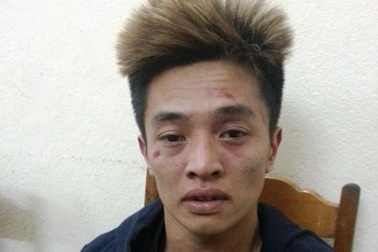 Trộm xe Camry ngay trong gara ô tô