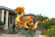Trình làng linh vật rồng của nghệ nhân từng gây "sốt" nhiều năm qua