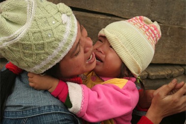 Những vành khăn trắng trời xuân Quảng Hải 