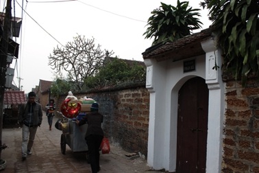 Khám phá Đường Lâm: Khó... tiêu tiền, dễ “bị đói”