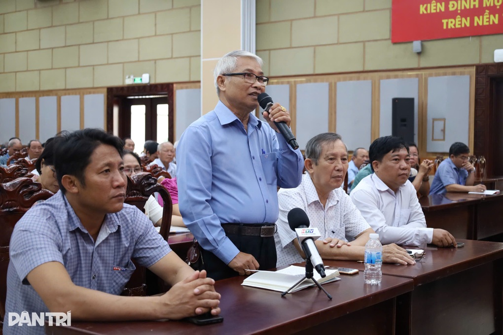 Người dân TPHCM muốn xử lý dứt điểm vấn đề của dự án khu đô thị Sing Việt - 2 Người dân TPHCM muốn xử lý dứt điểm vấn đề của dự án khu đô thị Sing Việt - 2