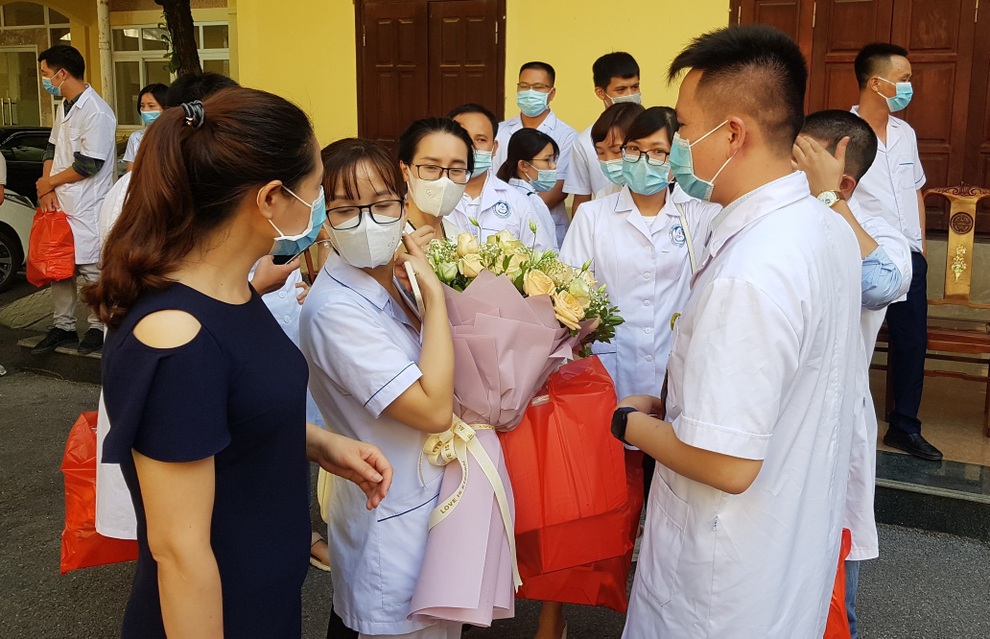 Bác sĩ chi viện TPHCM: Tổ quốc cần, em sẵn sàng lên đường cống hiến - 2 Bác sĩ chi viện TPHCM: Tổ quốc cần, em sẵn sàng lên đường cống hiến - 2