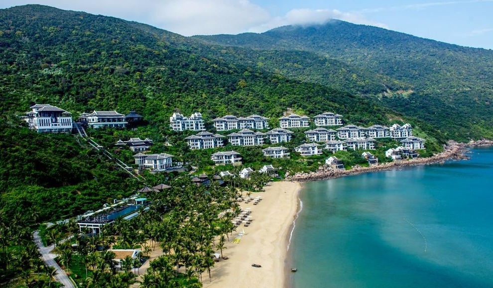 World Luxury Hotel Awards 2021 vinh danh 5 khách sạn, khu nghỉ dưỡng của Sun Group - 5 World Luxury Hotel Awards 2021 vinh danh 5 khách sạn, khu nghỉ dưỡng của Sun Group - 5