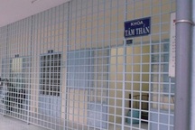 Chuyển nghi phạm đâm trẻ sơ sinh sang khoa Tâm thần để theo dõi