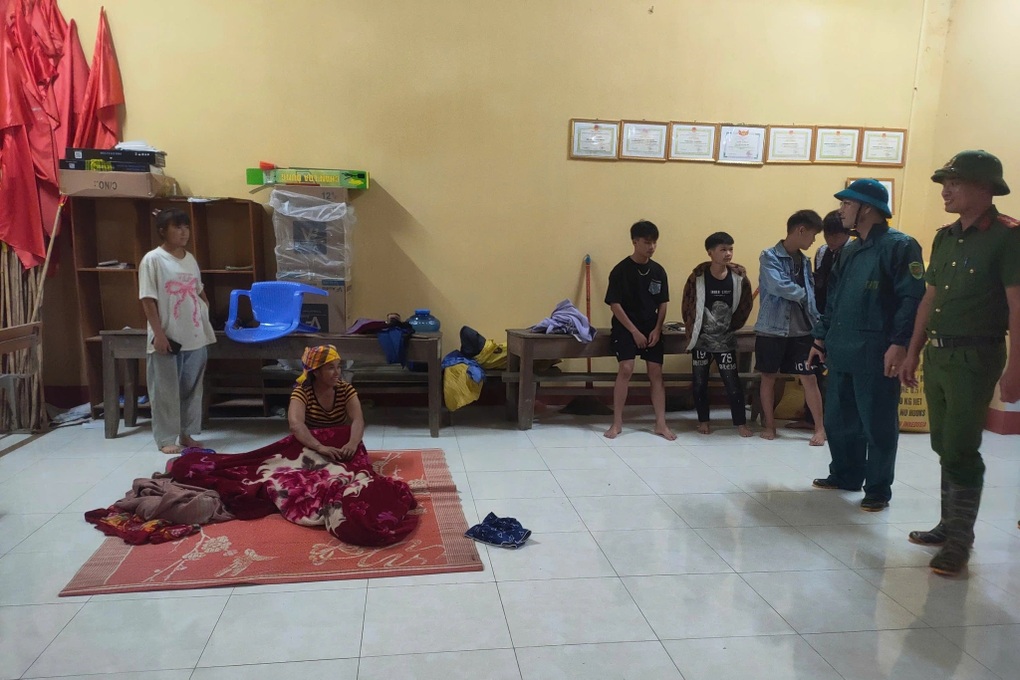 Hà Nội di dân chung cư nguy hiểm, Lào Cai sơ tán gần 100 gia đình - 2 Hà Nội di dân chung cư nguy hiểm, Lào Cai sơ tán gần 100 gia đình - 2
