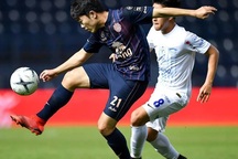 HLV Buriram United chỉ ra điểm thiếu sót của Xuân Trường ở trận ra mắt
