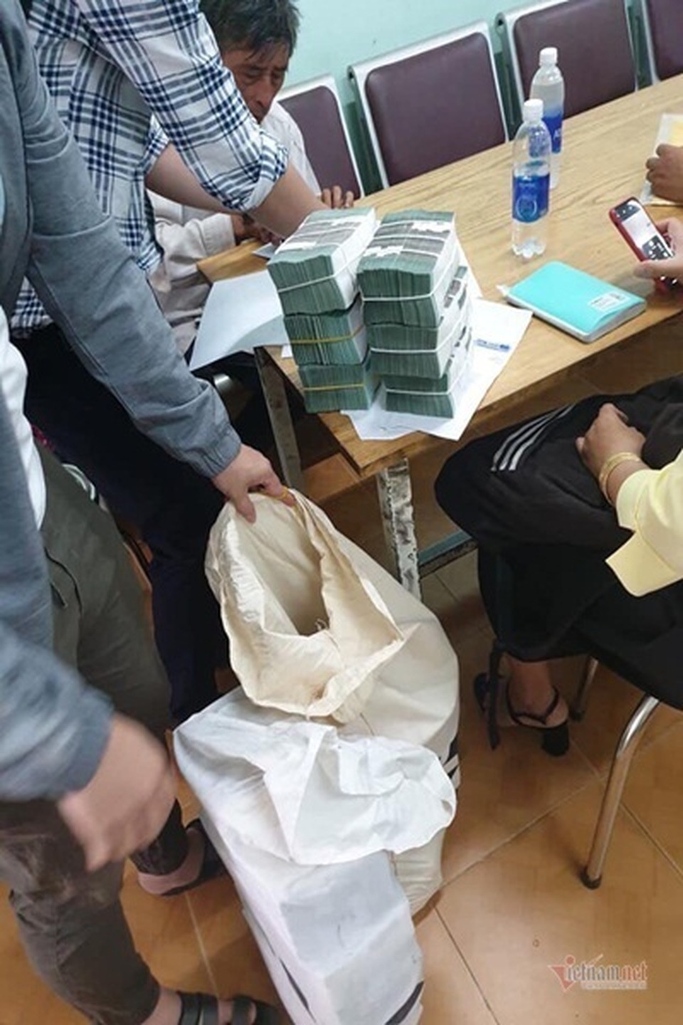 Cuối năm, nhiều người ùn ùn lao vào cơn sốt đất khó hiểu ở Nhơn Trạch - 3 Cuối năm, nhiều người ùn ùn lao vào cơn sốt đất khó hiểu ở Nhơn Trạch - 3