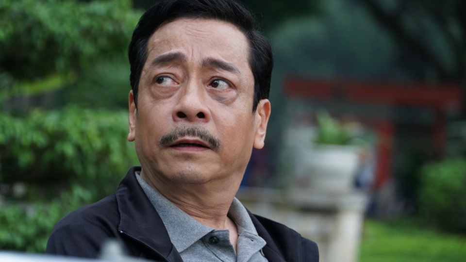 NSND Hoàng Dũng gặp sự cố về sức khỏe, không thể đi lại bình thường - 6 NSND Hoàng Dũng gặp sự cố về sức khỏe, không thể đi lại bình thường - 6