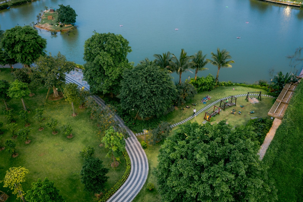 Gần 28.000 lượt khách chọn Eco Central Park vui chơi dịp nghỉ lễ 30/4-1/5 - 12 Gần 28.000 lượt khách chọn Eco Central Park vui chơi dịp nghỉ lễ 30/4-1/5 - 12