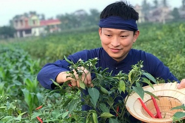 9X du học trở về khởi nghiệp từ tương ớt