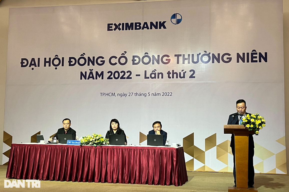 Sếp Eximbank nói gì khi được góp ý ai làm cũng được, tranh nhau làm gì? - 1 Sếp Eximbank nói gì khi được góp ý ai làm cũng được, tranh nhau làm gì? - 1