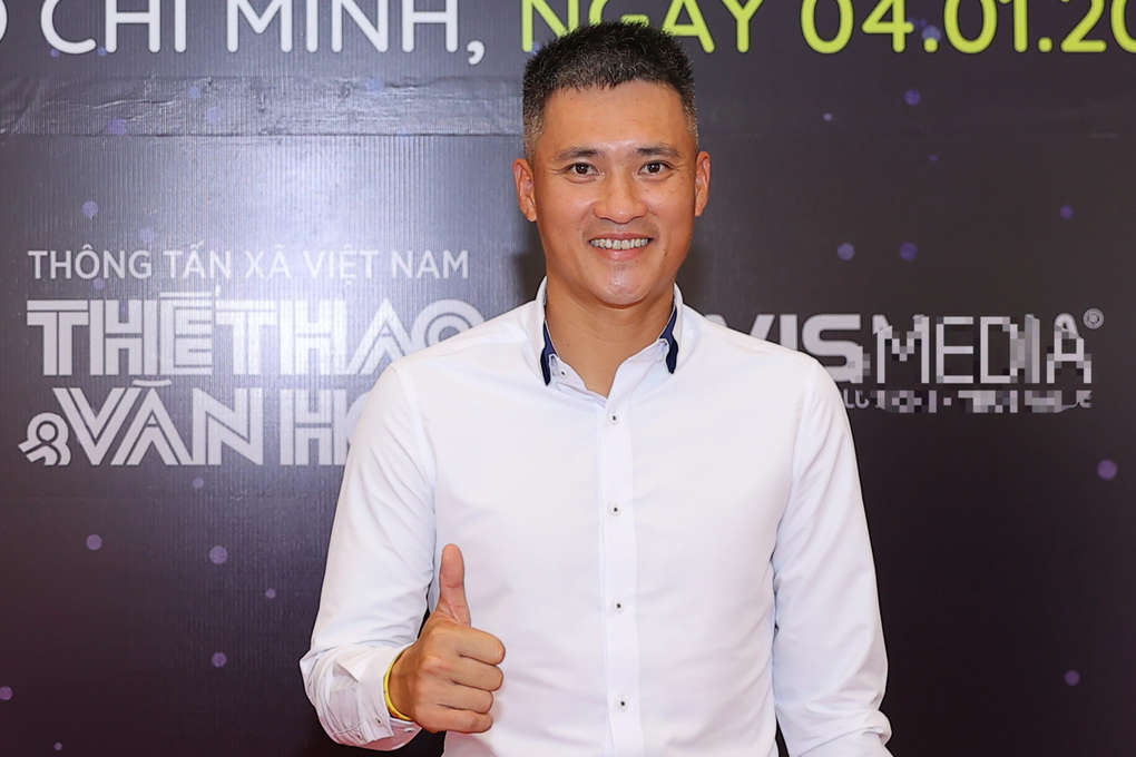 Giải Cống hiến 2023: Mono đối đầu Tăng Duy Tân, lần đầu có giải về thể thao - 1 Giải Cống hiến 2023: Mono đối đầu Tăng Duy Tân, lần đầu có giải về thể thao - 1