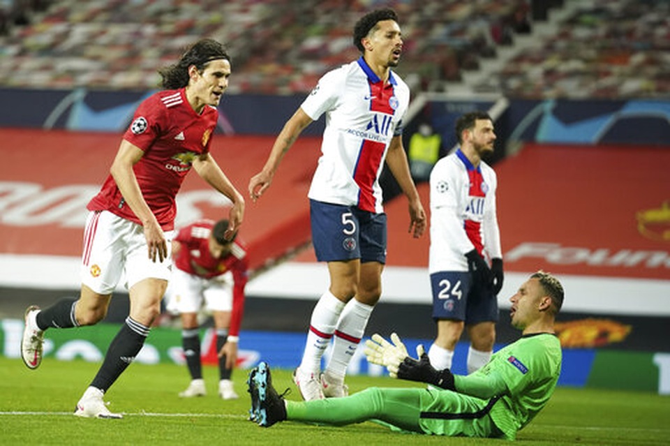 Man Utd thất bại đắng ngắt trên sân nhà trước PSG - 11 Man Utd thất bại đắng ngắt trên sân nhà trước PSG - 11