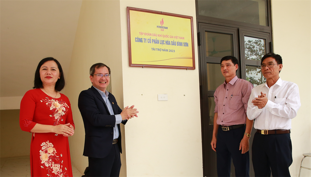 Khánh thành trường tiểu học tại Hưng Yên do BSR tài trợ - 3 Khánh thành trường tiểu học tại Hưng Yên do BSR tài trợ - 3
