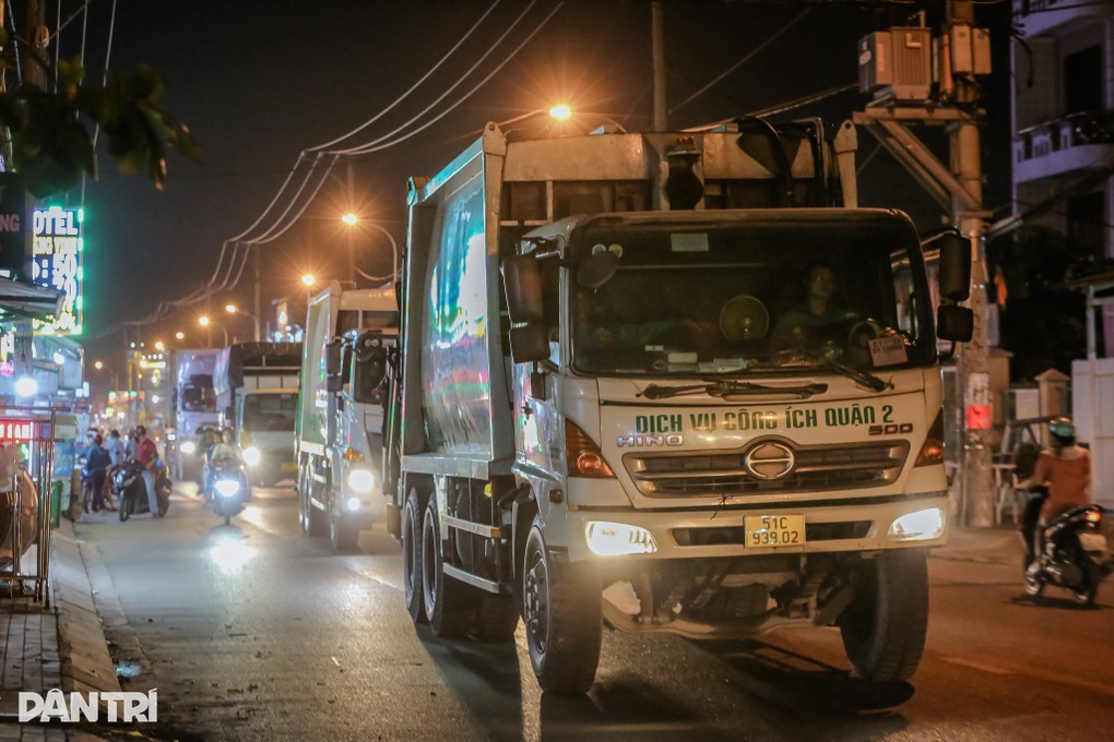 Bãi rác Đa Phước chỉ tiếp nhận chất thải vào ban đêm từ ngày 1/12 - 1