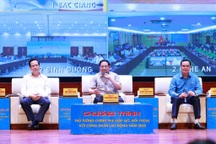 Thủ tướng: "Tiền đã có, cần hỗ trợ sớm, không để công nhân băn khoăn"