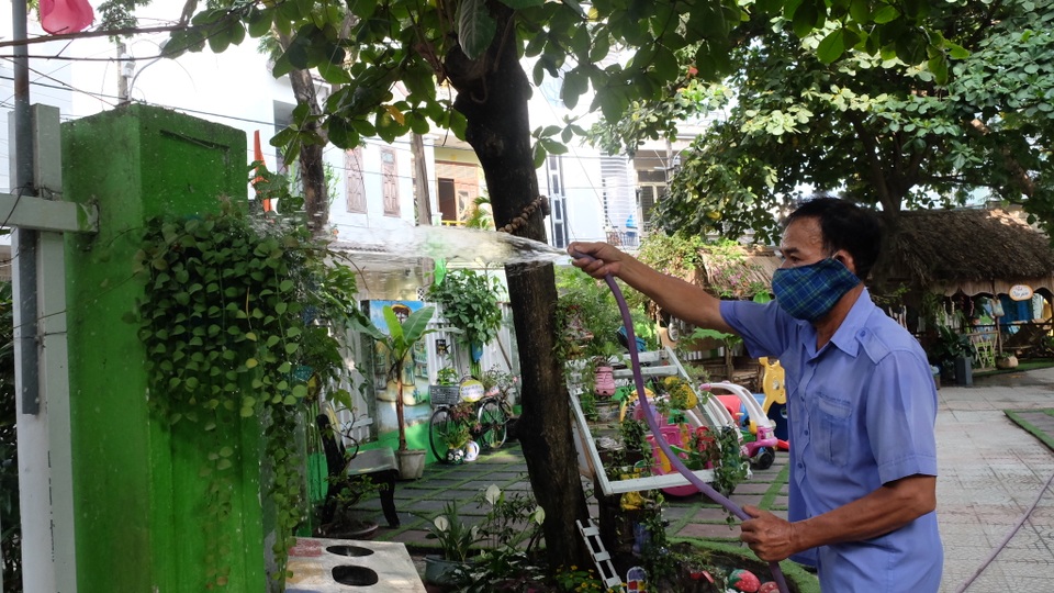 Ngày đầu đi học trở lại: Phụ huynh vui mừng, trẻ phấn khởi - 21 Ngày đầu đi học trở lại: Phụ huynh vui mừng, trẻ phấn khởi - 21