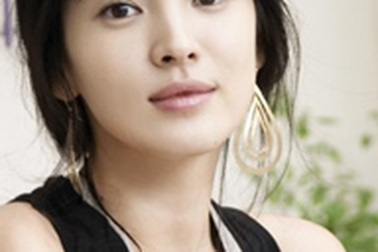 Song Hye Kyo sẽ kết hôn trước 30 tuổi