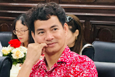 NSND Xuân Bắc bị "dè bỉu" khi mang kịch thiếu nhi thi Liên hoan sân khấu