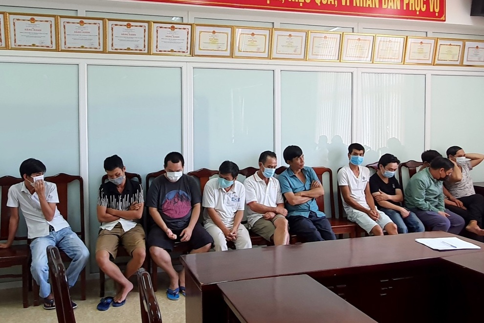 Cá độ hơn 20 tỷ đồng cho một trận bóng đá - 1 Cá độ hơn 20 tỷ đồng cho một trận bóng đá - 1