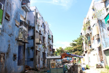 Cận cảnh  khu chung cư Hoà Minh nhếch nhác!