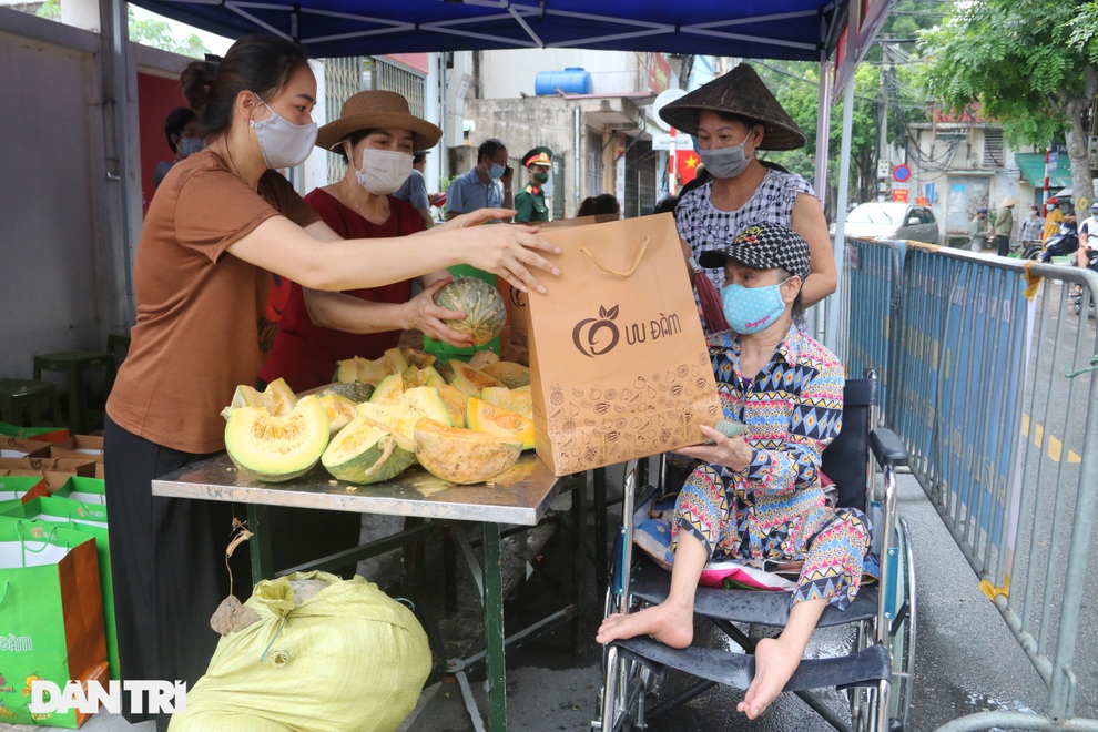 Hà Nội kêu gọi chủ nhà trọ giảm tiền thuê phòng cho người lao động - 3 Hà Nội kêu gọi chủ nhà trọ giảm tiền thuê phòng cho người lao động - 3