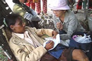 Bệnh viện Đa khoa trung ương “đuổi” bệnh nhân AIDS ra đường