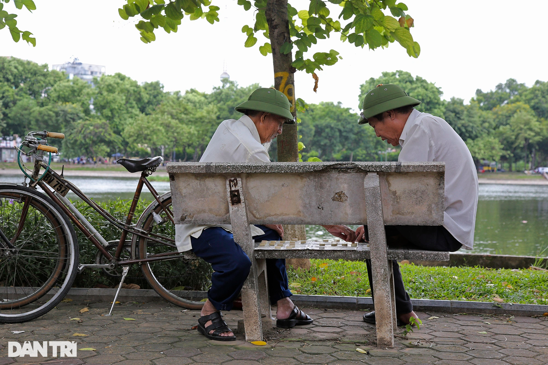 Vẻ đẹp đặc trưng của mùa thu Hà Nội - 4 Vẻ đẹp đặc trưng của mùa thu Hà Nội - 4