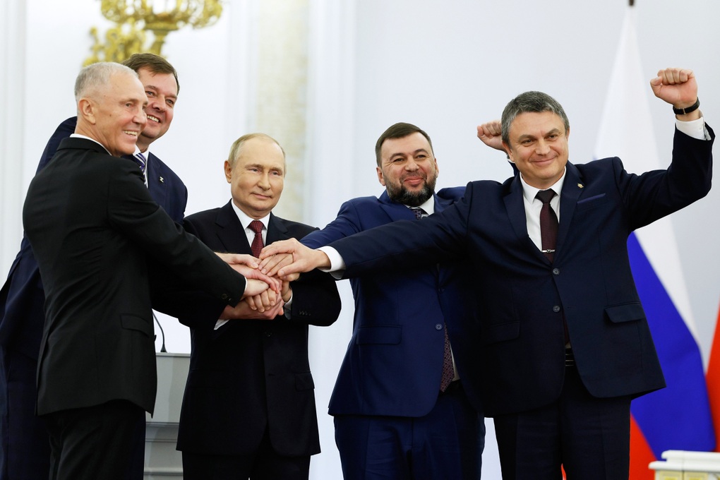 Tổng thống Putin lên tiếng về mục tiêu của Nga tại miền Đông Ukraine - 2 Tổng thống Putin lên tiếng về mục tiêu của Nga tại miền Đông Ukraine - 2