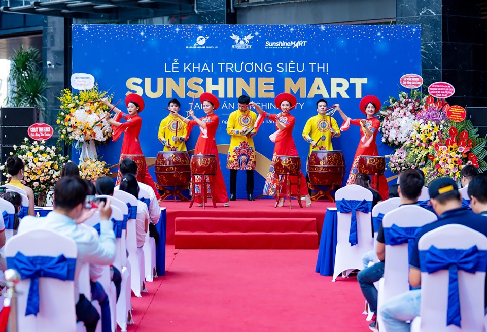 Sunshine Group mở rộng “miếng bánh” bán lẻ với việc khai trương thêm 1 siêu thị tại Tây Hồ Tây - 1 Sunshine Group mở rộng “miếng bánh” bán lẻ với việc khai trương thêm 1 siêu thị tại Tây Hồ Tây - 1