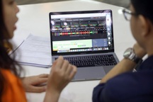 Chứng khoán liên tục bứt phá, có thể tăng tiếp đến đâu?