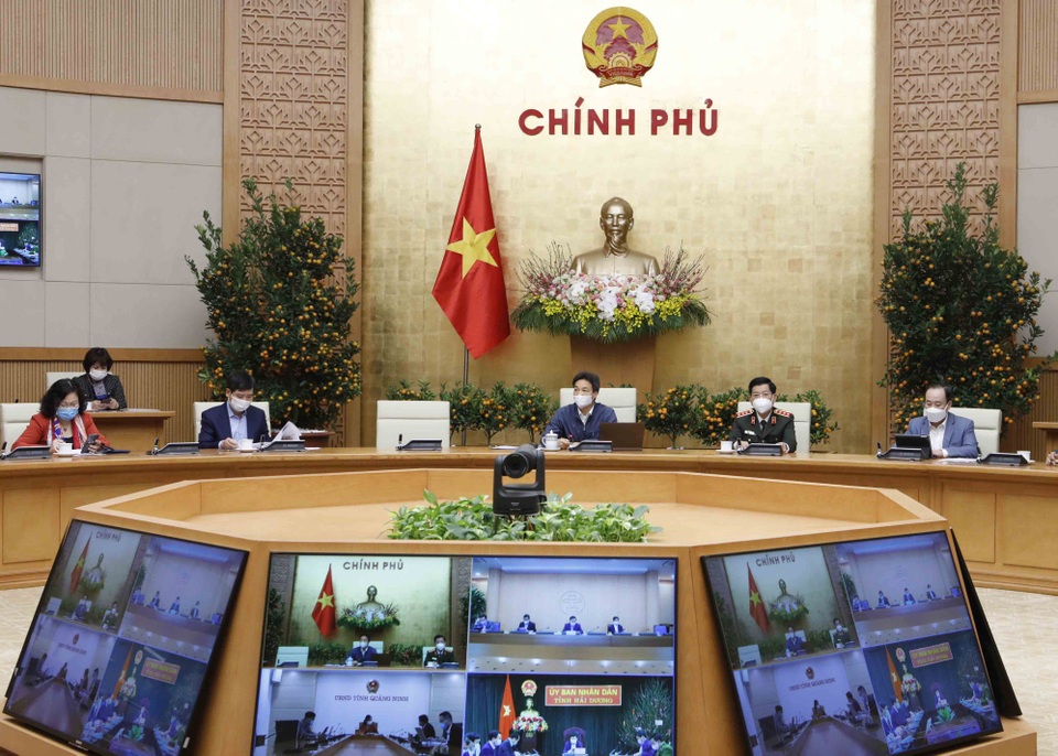 Phó Thủ tướng Vũ Đức Đam: Chạy đua thời gian để dập dịch trước Tết - 1 Phó Thủ tướng Vũ Đức Đam: Chạy đua thời gian để dập dịch trước Tết - 1