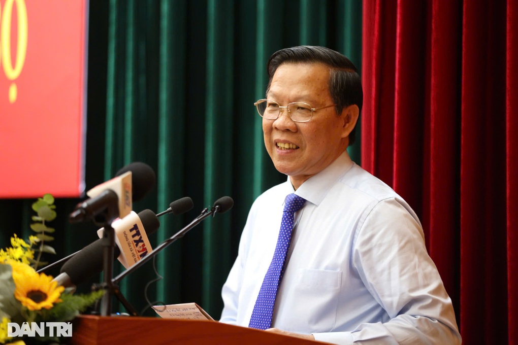 Ông Phan Văn Mãi: Tôi xin mang theo ân tình của TPHCM - 1 Ông Phan Văn Mãi: Tôi xin mang theo ân tình của TPHCM - 1