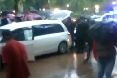 Đang làm tang lễ, đột nhiên nghe tiếng động lạ trong quan tài