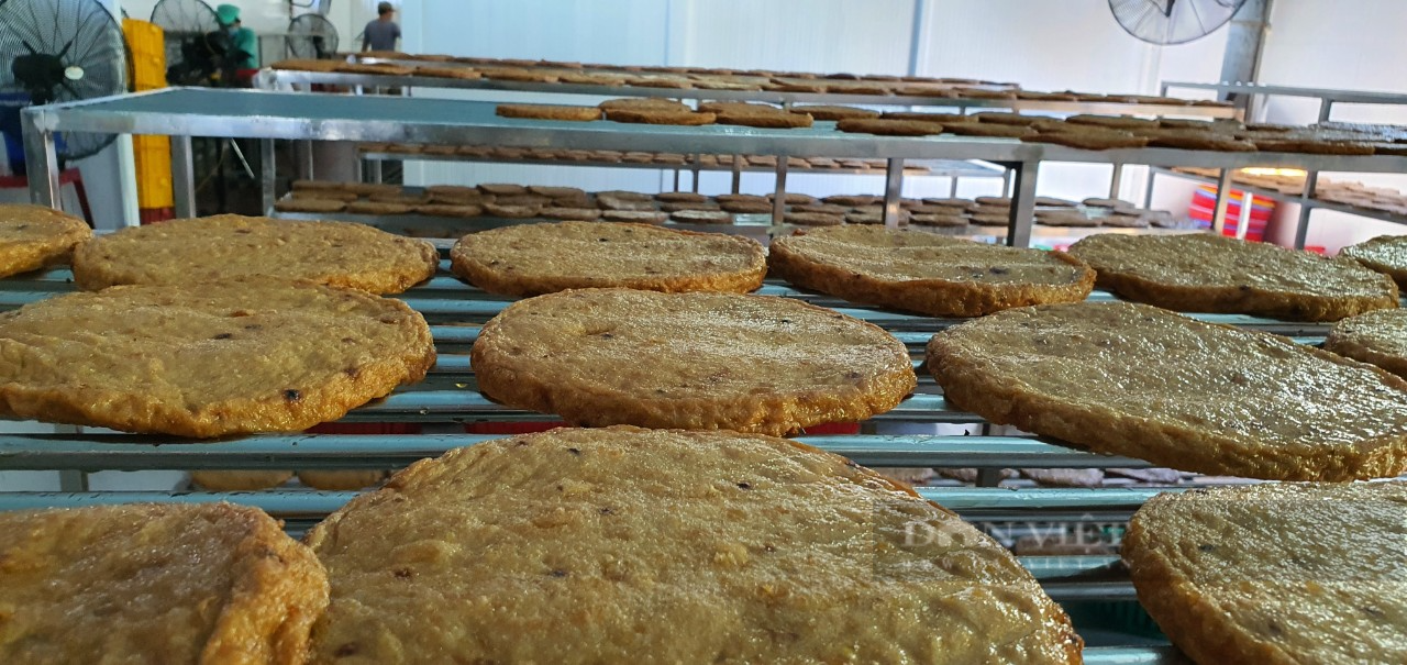 Làm chả cá khổng lồ, thơm khắp làng, ông chủ thu tiền tỷ - 2 Làm chả cá khổng lồ, thơm khắp làng, ông chủ thu tiền tỷ - 2